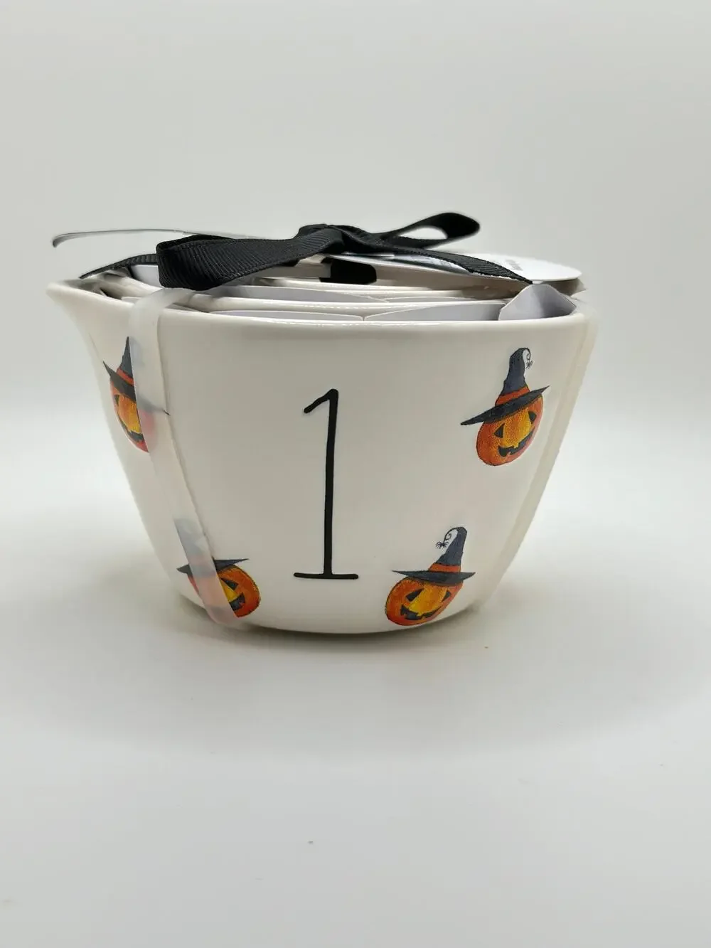 NWT RAE DUNN HALLOWEEN PUMPKIN MEASURING CUPS